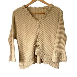 vintage tan knit cropped lace-up bell sleeves scalloped crochet Sweater M
